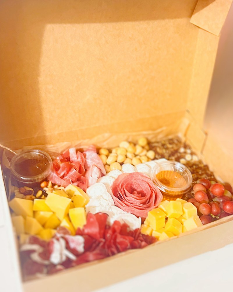CHARCUTERIE BOX, SMALL - Image 3